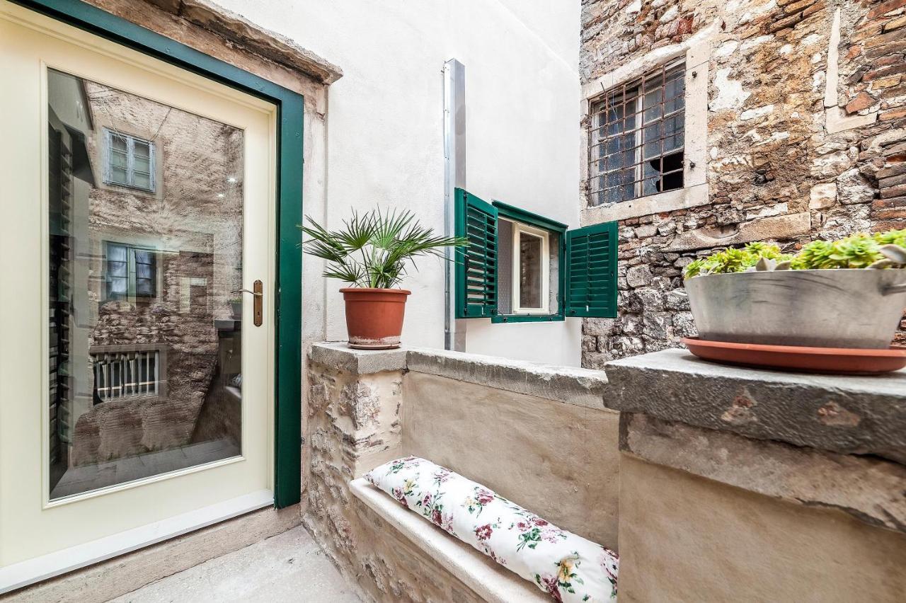 Aparment Lila Apartment Šibenik Екстериор снимка